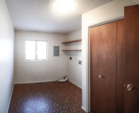 $325,000 | 1800 Circle Road, Worland, WY 82401