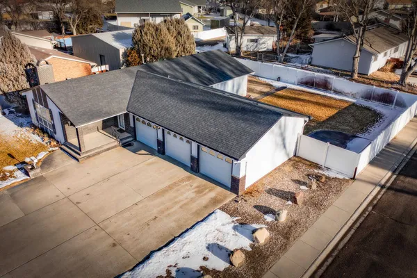 $325,000 | 1800 Circle Road, Worland, WY 82401