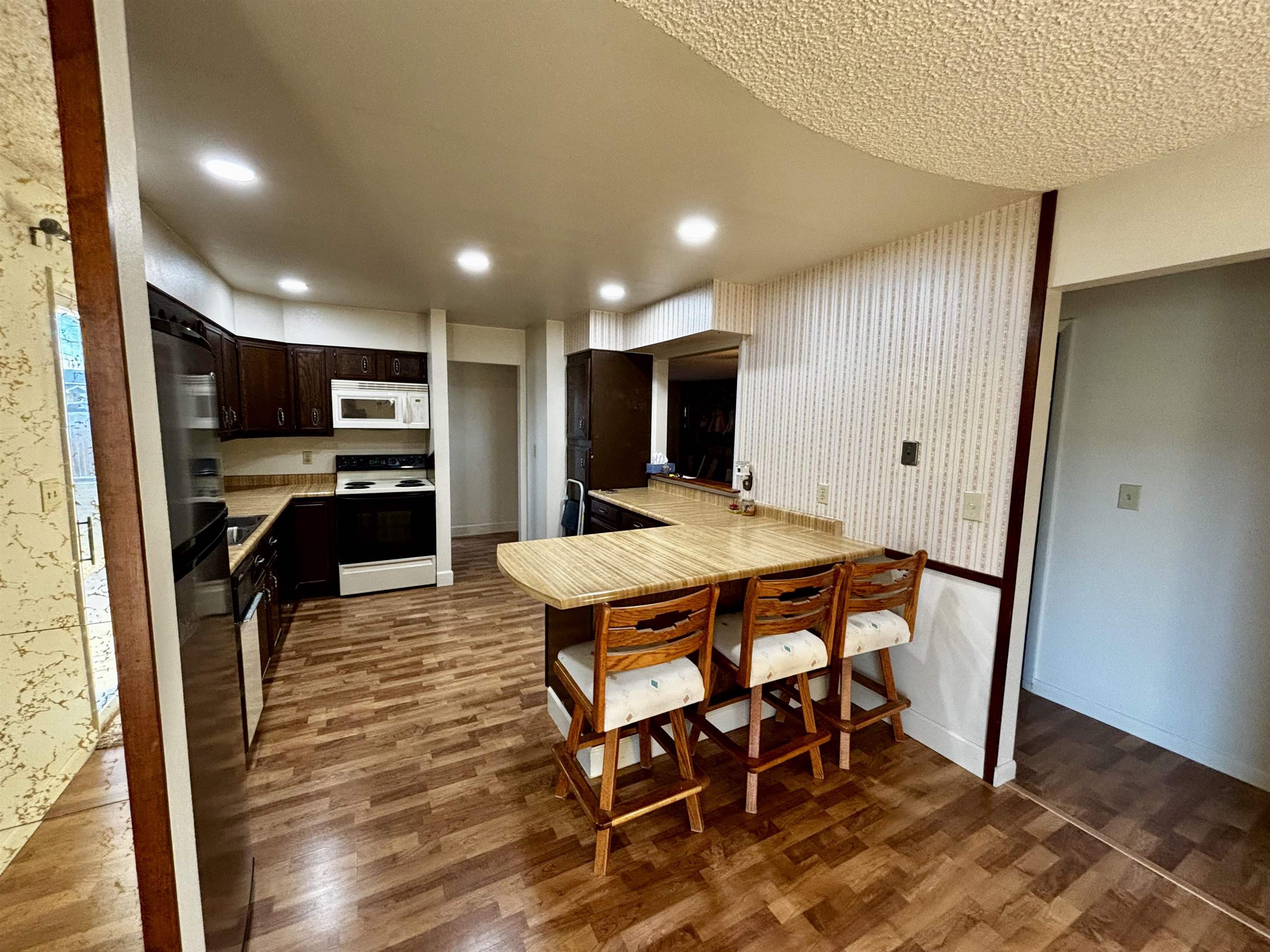 1800 Circle Road Worland, WY 82401 - Photo 5 of 22