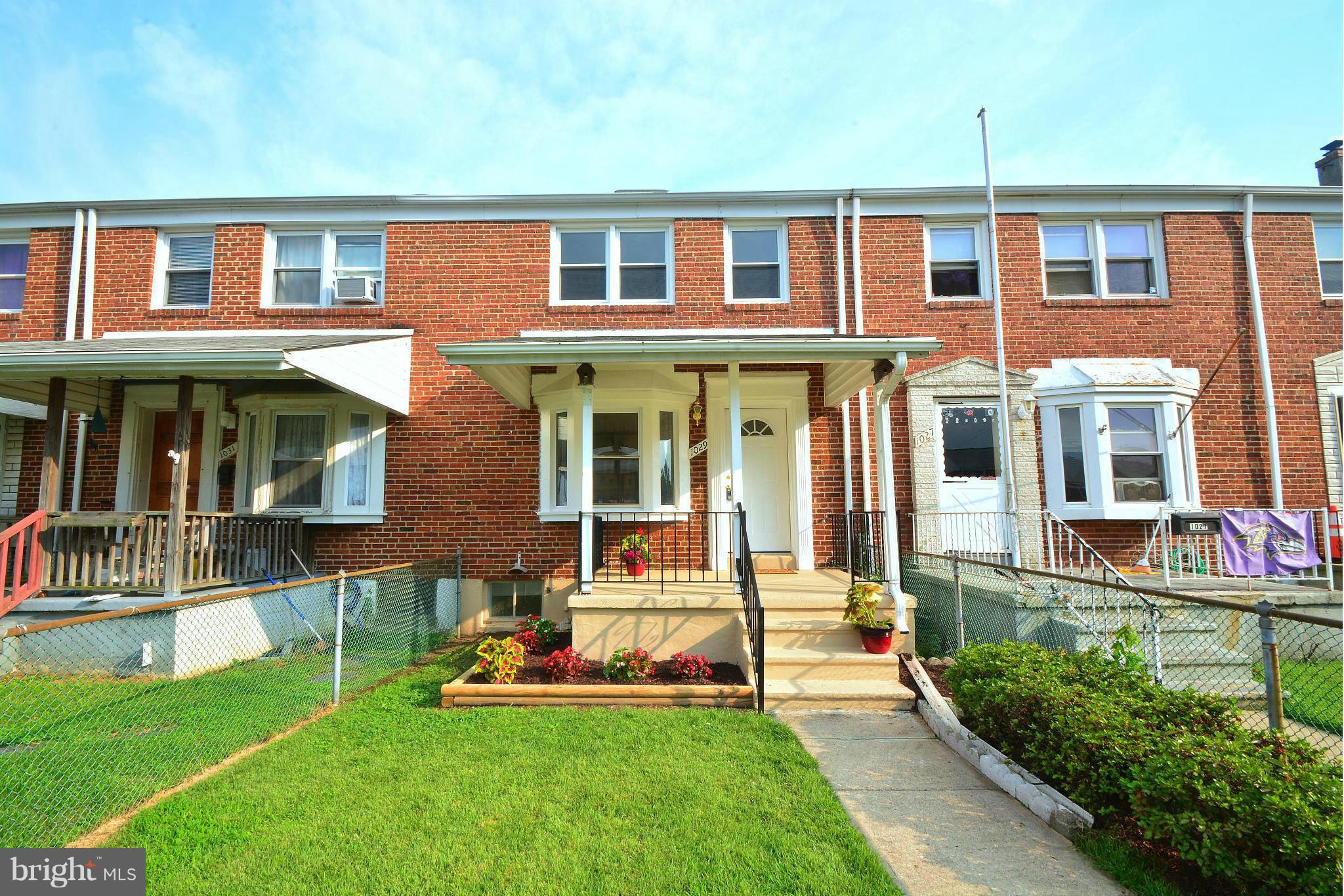 1029 Arncliffe Road Baltimore, MD 21221 - Photo 2 of 30 Fenced front yard