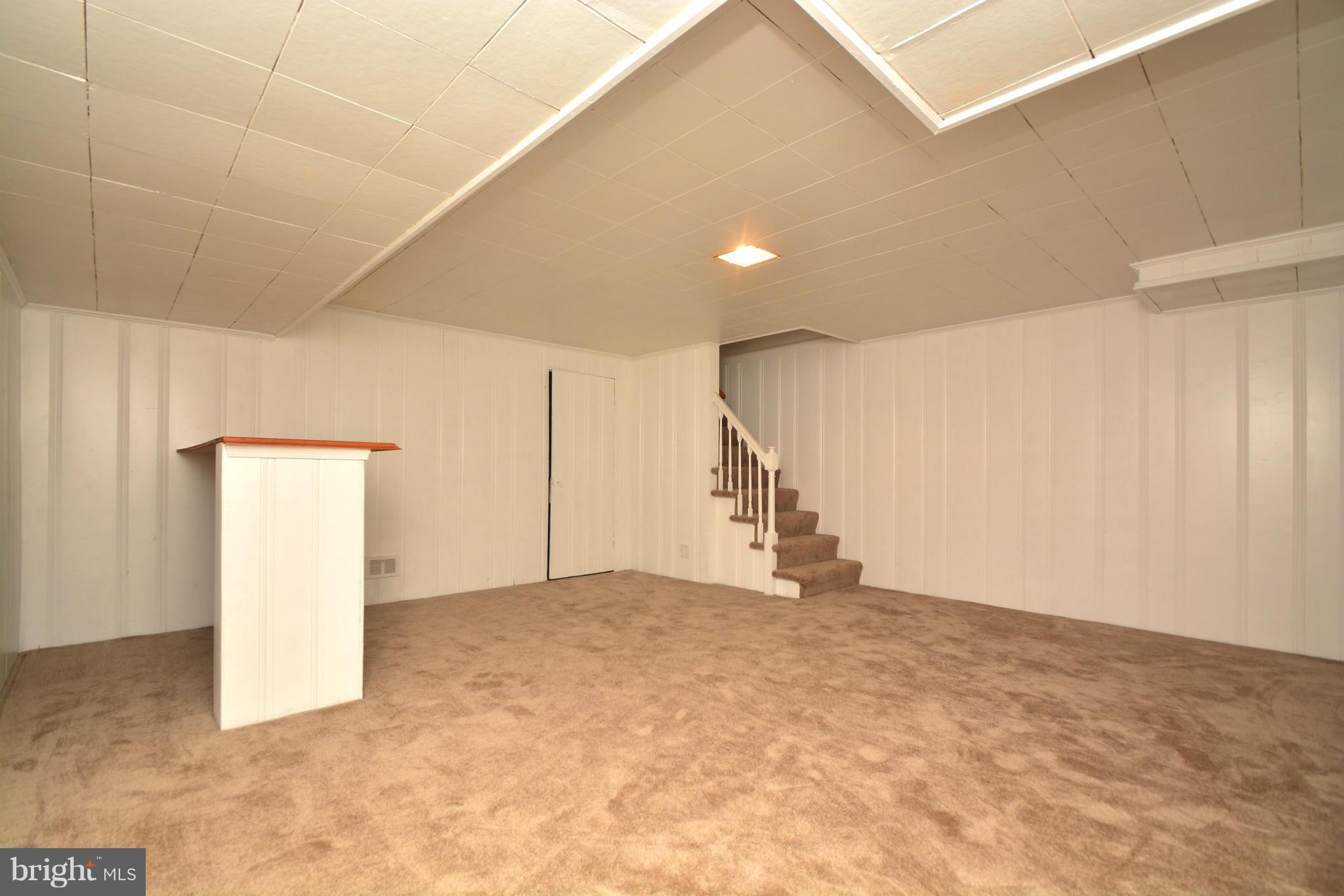 1029 Arncliffe Road Baltimore, MD 21221 - Photo 26 of 30 Family room