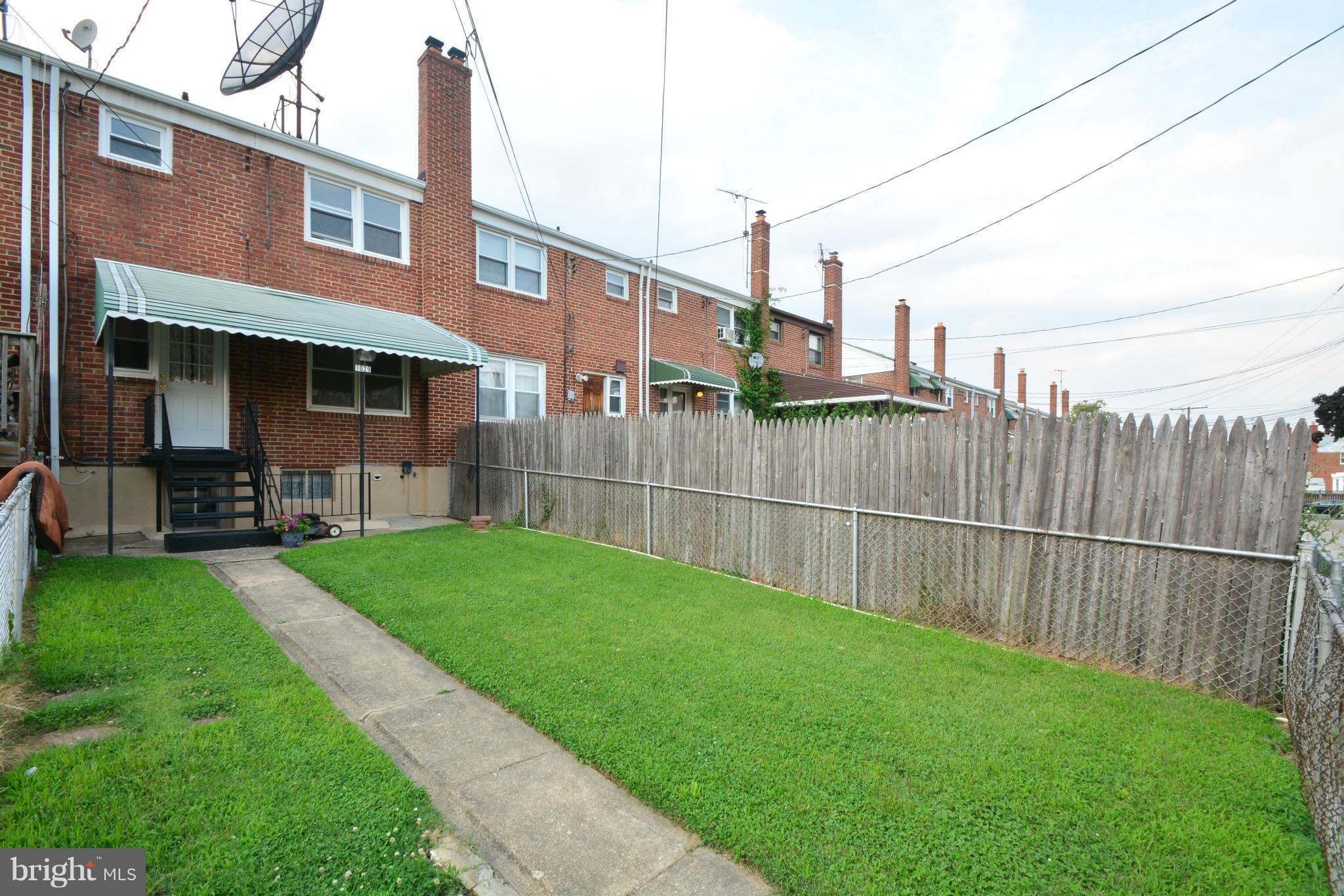 1029 Arncliffe Road Baltimore, MD 21221 - Photo 29 of 30 Rear covered porch