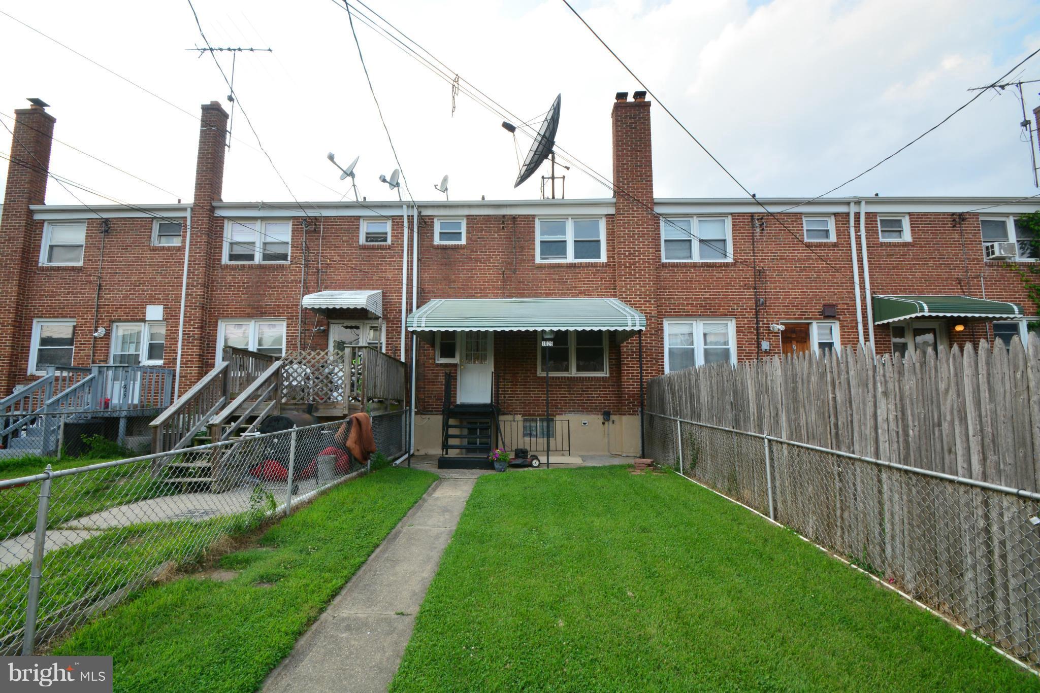 1029 Arncliffe Road Baltimore, MD 21221 - Photo 30 of 30 Fenced back yard