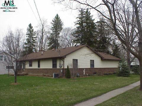 74207 Simons Street Armada, MI 48005 - Photo 6 of 6 526371-5.JPG