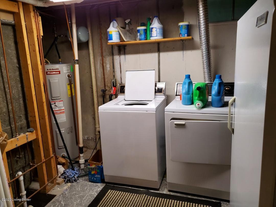 2616 Northern Road Radcliff, KY 40160 - Photo 31 of 44 Laundry