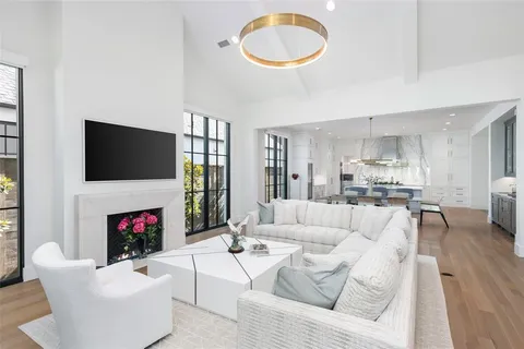 $3,599,999 | 9134 Bluff Hollow Court, Dallas, TX 75220