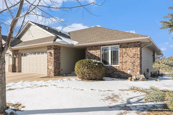 $495,000 | 403 Flag Boulevard, New Prague, MN 56071