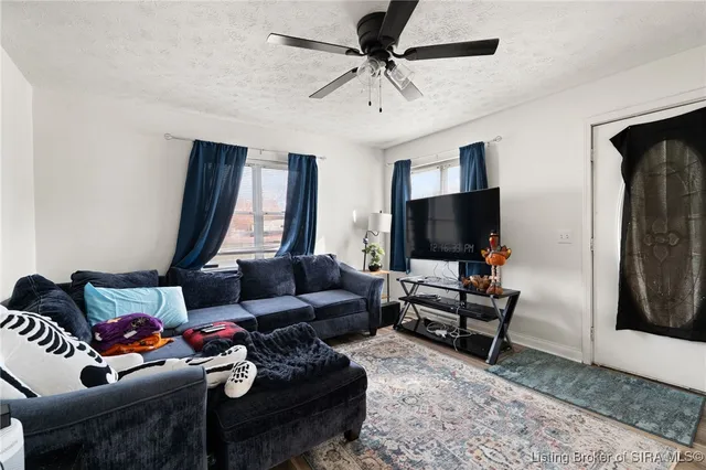 $194,900 | 3941 Carver Street, New Albany, IN 47150