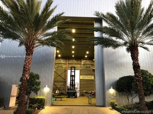 $98,000 | 400 Sunny Isles Blvd Dd406, Sunny Isles Beach, FL 33160