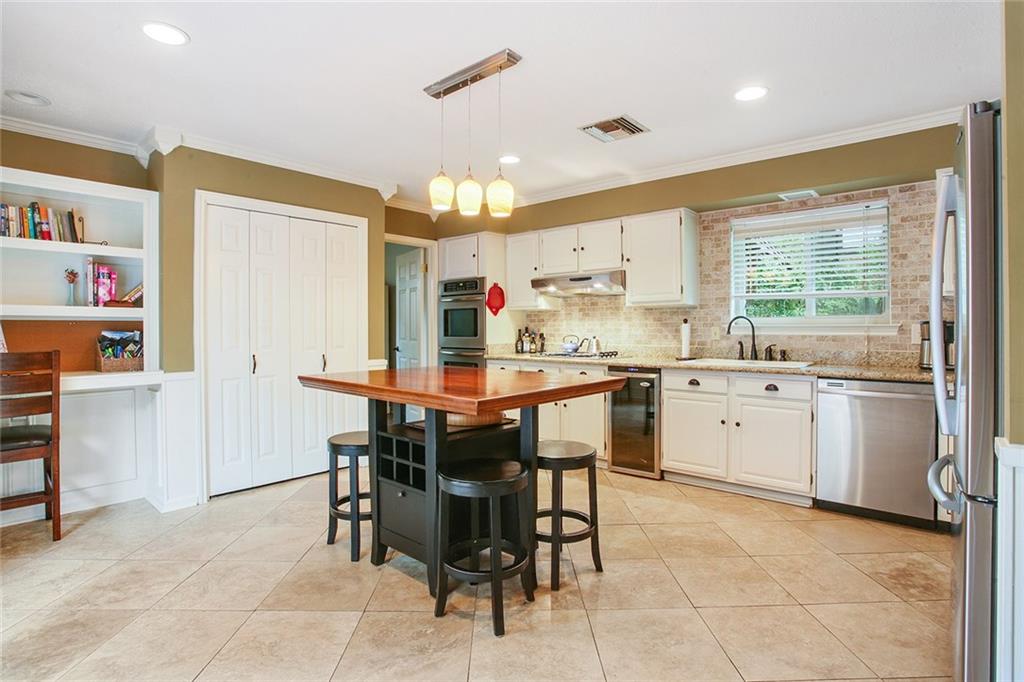 9413 Greg Court River Ridge, LA 70123 - Photo 5 of 13