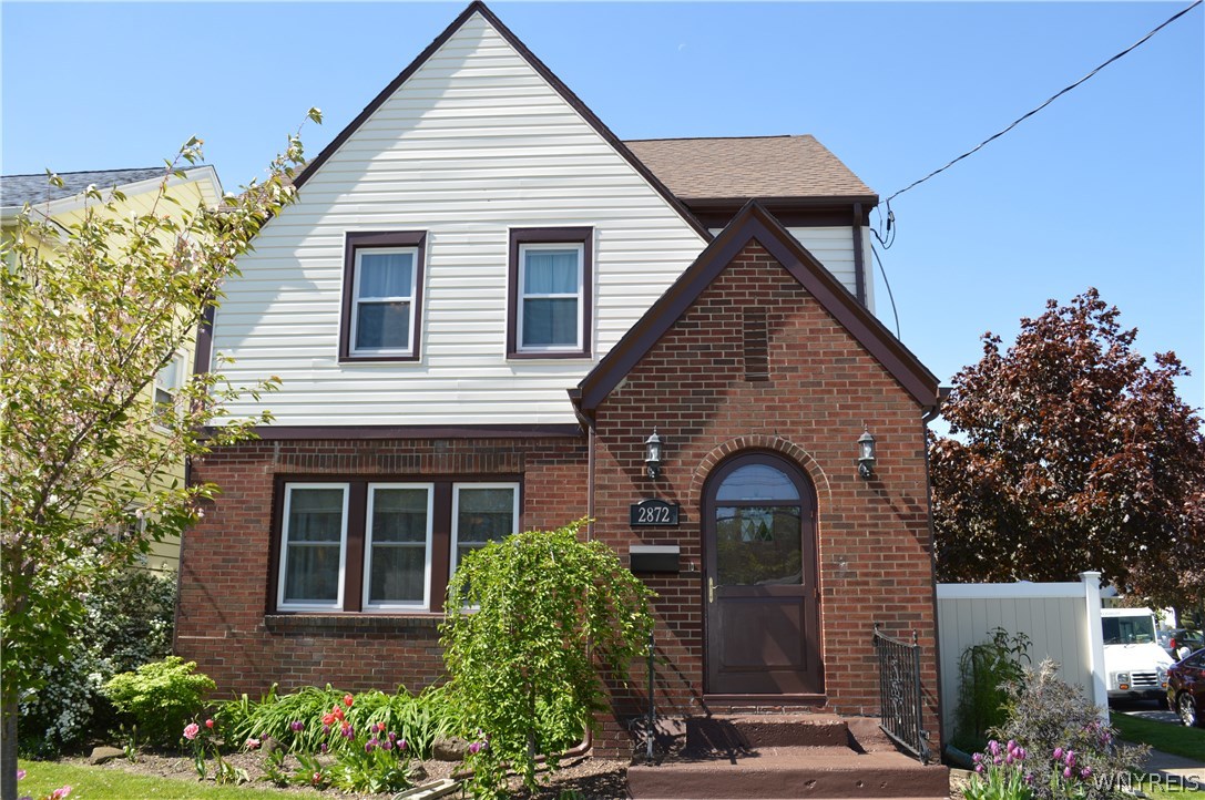 2872 Eggert Road Tonawanda, NY 14150 - Photo 1 of 1 Gallery Image 1
