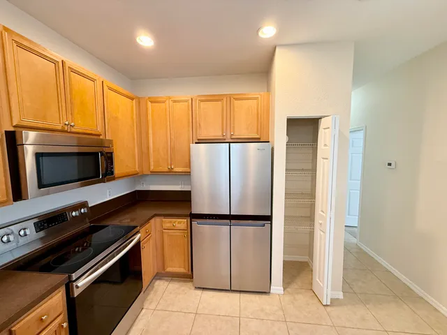 $245,000 | 3051 Southeast Lexington Lakes Drive, Unit 202, Stuart, FL 34994