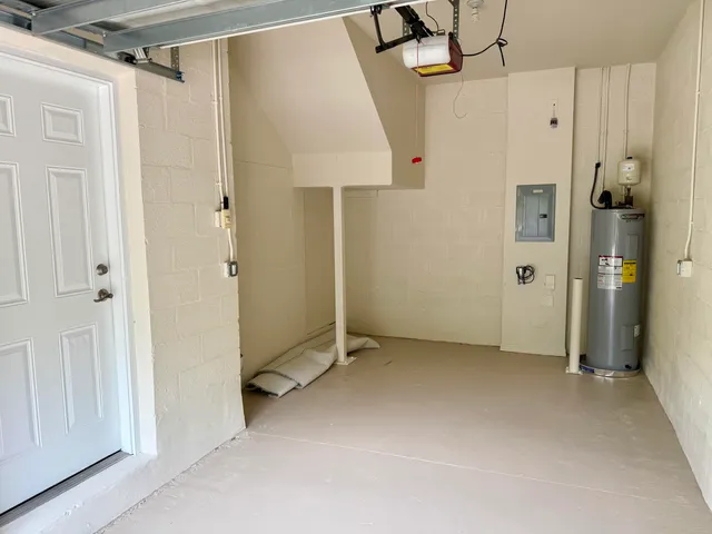 $245,000 | 3051 Southeast Lexington Lakes Drive, Unit 202, Stuart, FL 34994