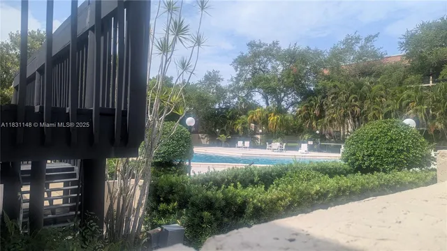 $2,300 | 491 Ives Dairy Road, Unit 3065, Miami, FL 33179