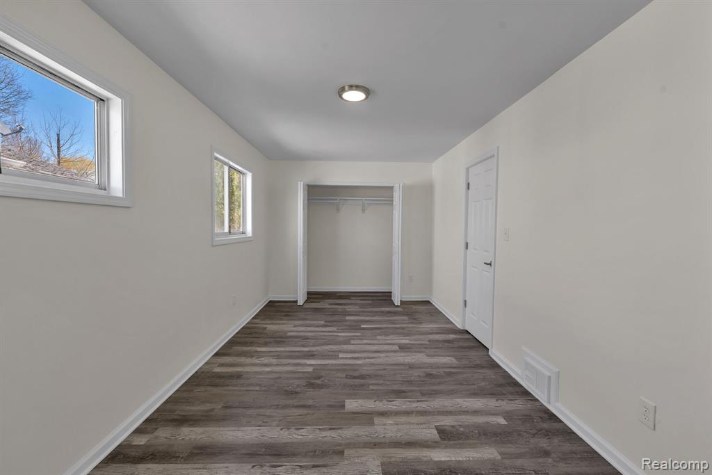 6243 Hunt Street Romulus, MI 48174 - Photo 16 of 30