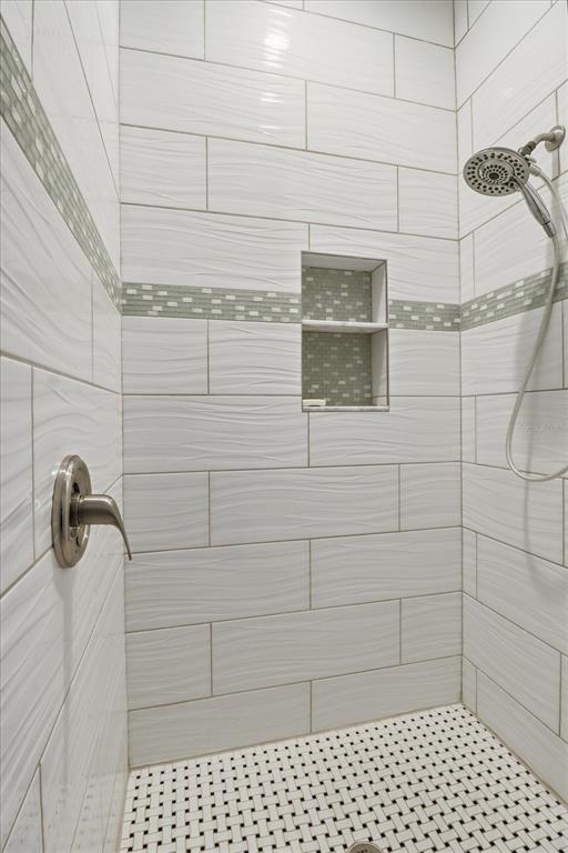 14211 West St Martins Road Crystal River, FL 34429 - Photo 21 of 60 a bathroom with a shower
