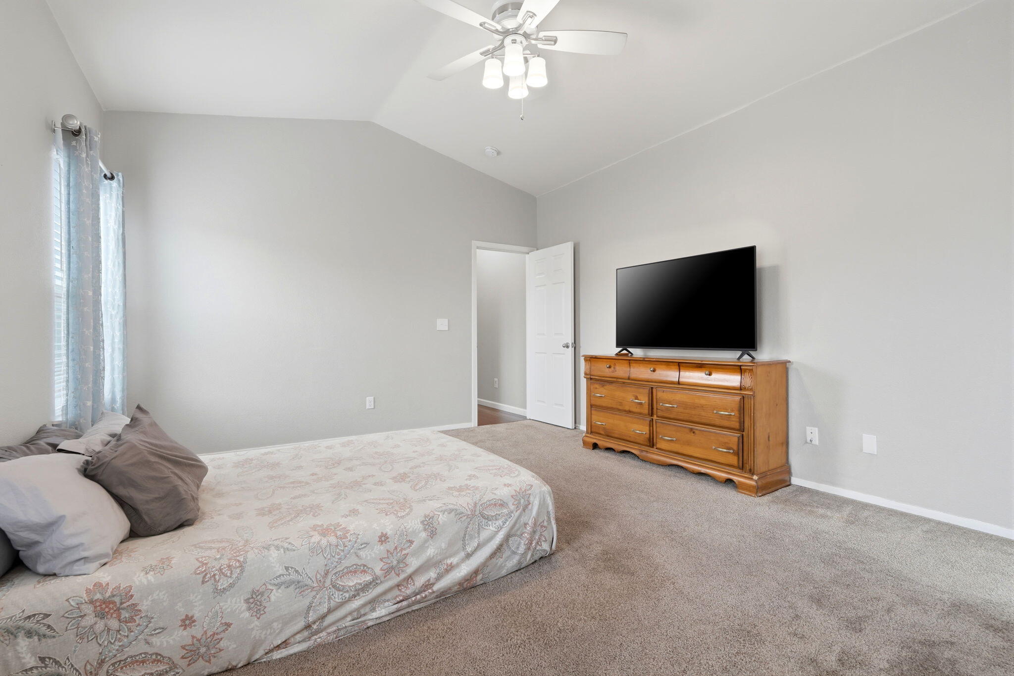 1497 Persimmon Street Lemoore, CA 93245 - Photo 36 of 51