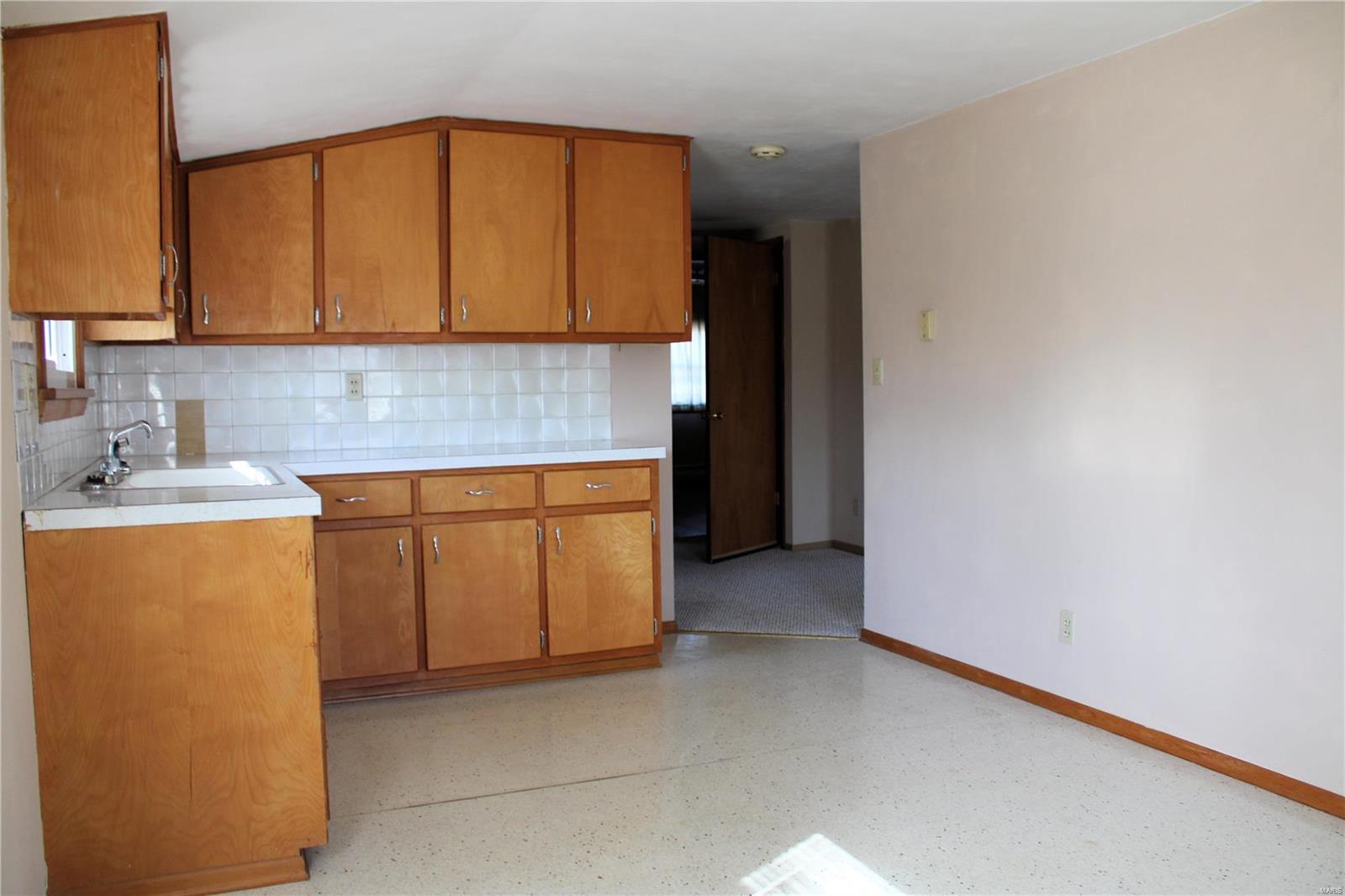 13438 Michael Road Highland, IL 62249 - Photo 30 of 47