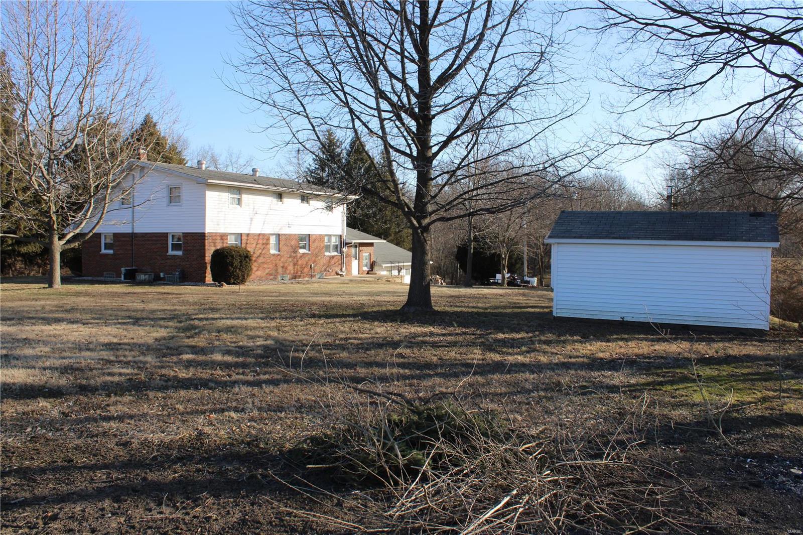 13438 Michael Road Highland, IL 62249 - Photo 43 of 47