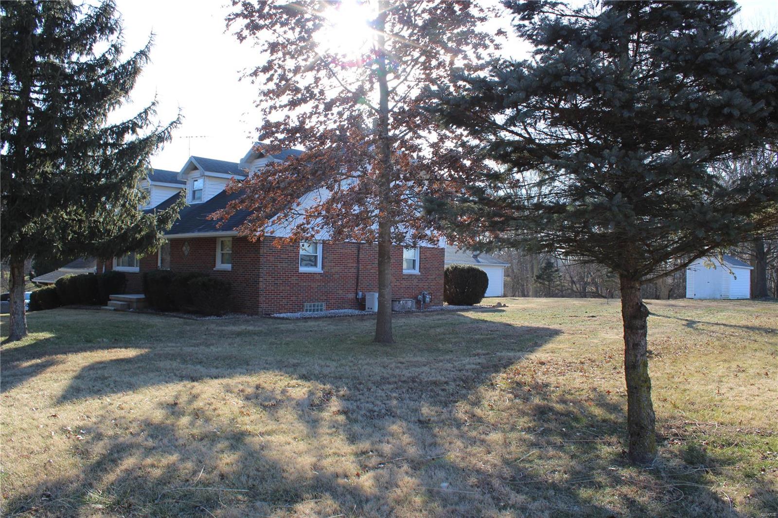 13438 Michael Road Highland, IL 62249 - Photo 45 of 47