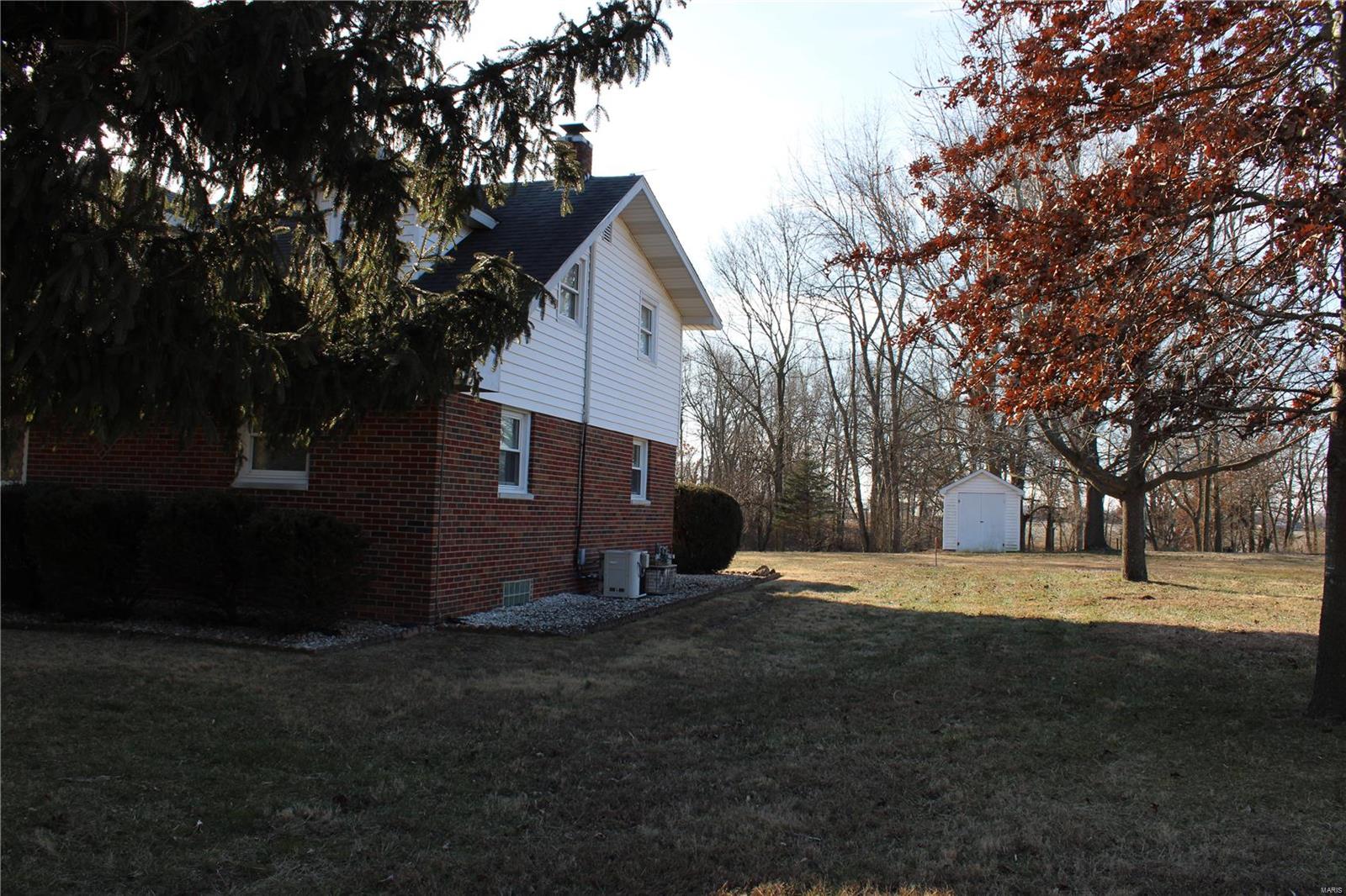 13438 Michael Road Highland, IL 62249 - Photo 46 of 47
