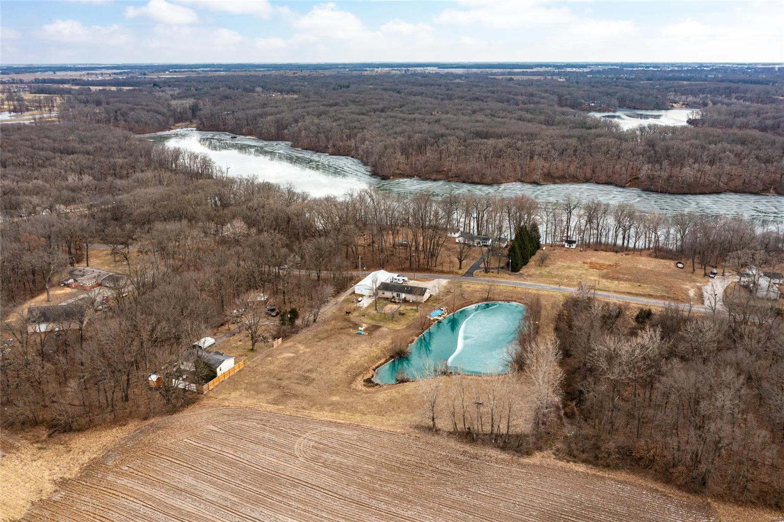 3851 Bono Road Staunton, IL 62088 - Photo 27 of 56