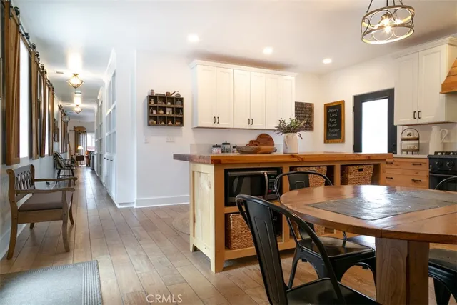 $674,900 | 33303 Lakeview Drive, Running Springs, CA 92382