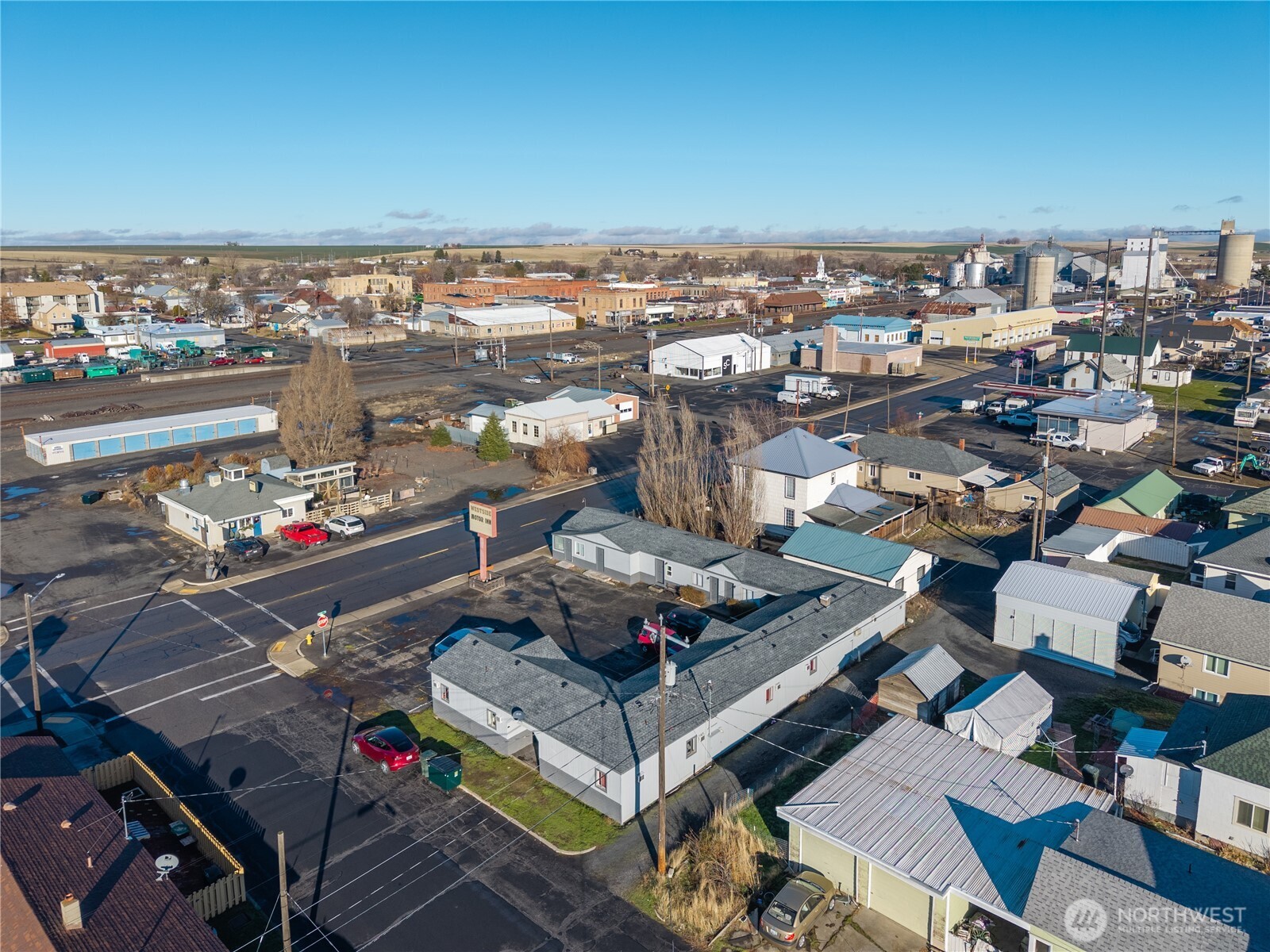 407 West 1st Avenue Ritzville, WA 99169 - Photo 7 of 26 a view of a city