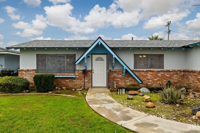 $319,900 | Undisclosed Address, Shafter, CA 93263