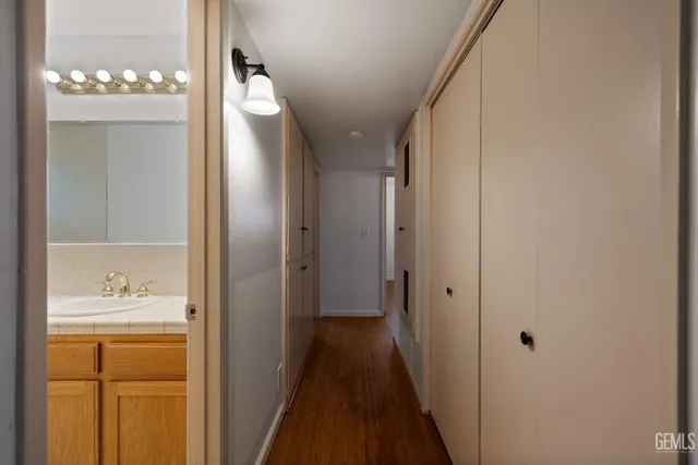 $319,900 | Undisclosed Address, Shafter, CA 93263