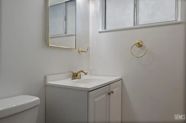 $319,900 | Undisclosed Address, Shafter, CA 93263