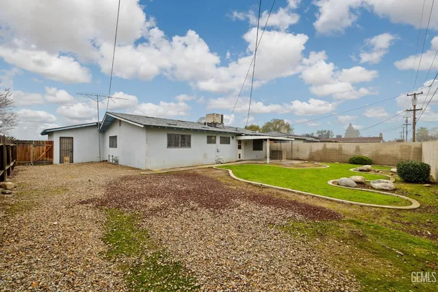 $319,900 | Undisclosed Address, Shafter, CA 93263