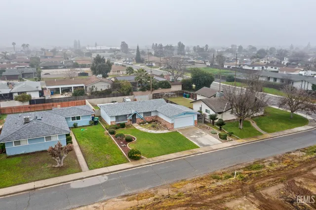 $319,900 | Undisclosed Address, Shafter, CA 93263