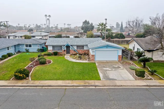$319,900 | Undisclosed Address, Shafter, CA 93263