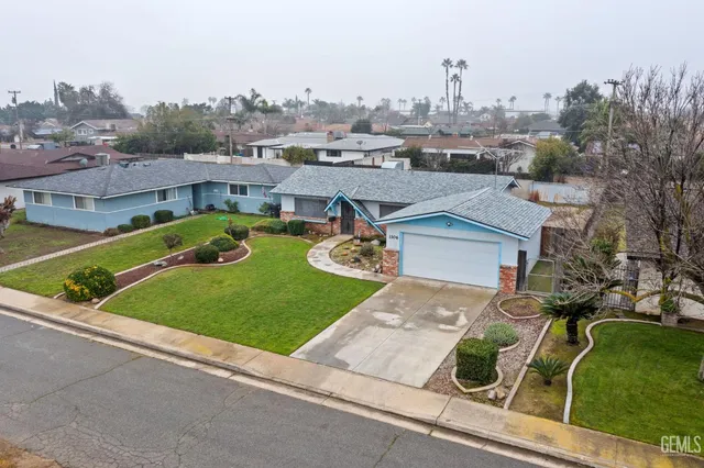 $319,900 | Undisclosed Address, Shafter, CA 93263