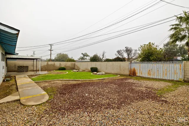 $319,900 | Undisclosed Address, Shafter, CA 93263