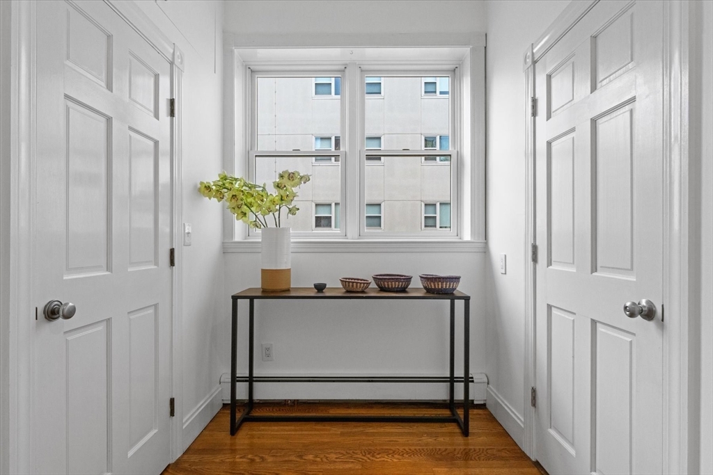 203 St Botolph Street, Unit 3 Boston, MA 02115 - Photo 8 of 17