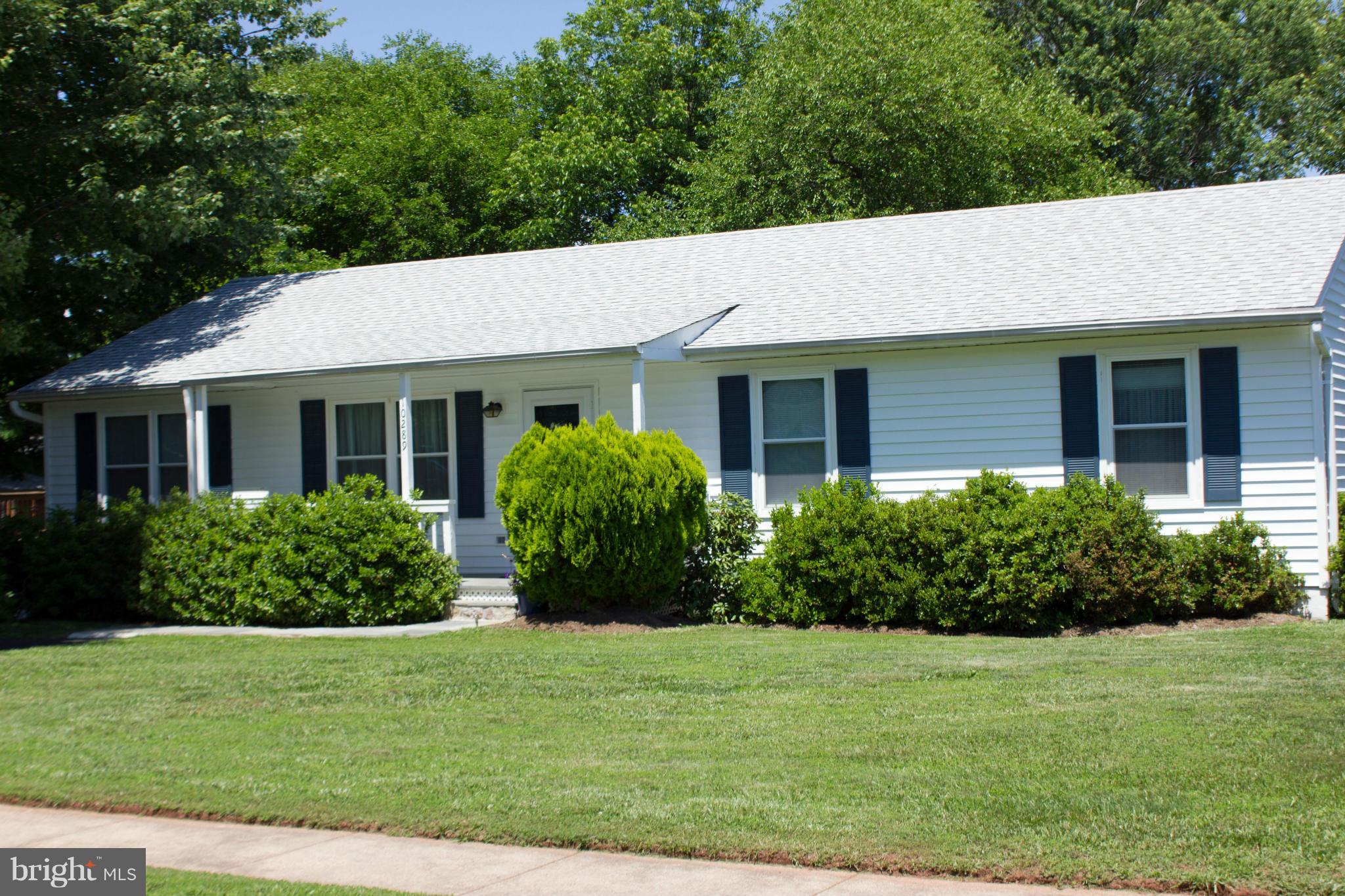 10289 Abbott Road Manassas, VA 20110 - Photo 2 of 23 Exterior (Front)
