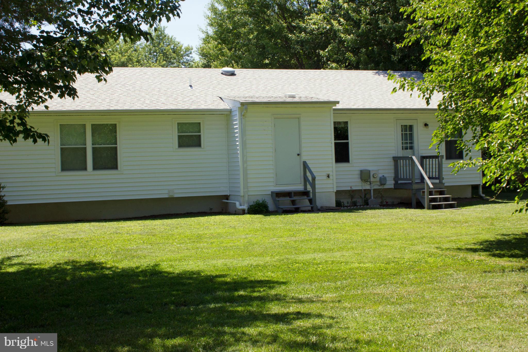 10289 Abbott Road Manassas, VA 20110 - Photo 20 of 23 Exterior (Rear)
