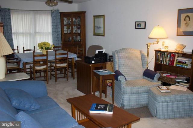 10289 Abbott Road Manassas, VA 20110 - Photo 10 of 23 Family Room