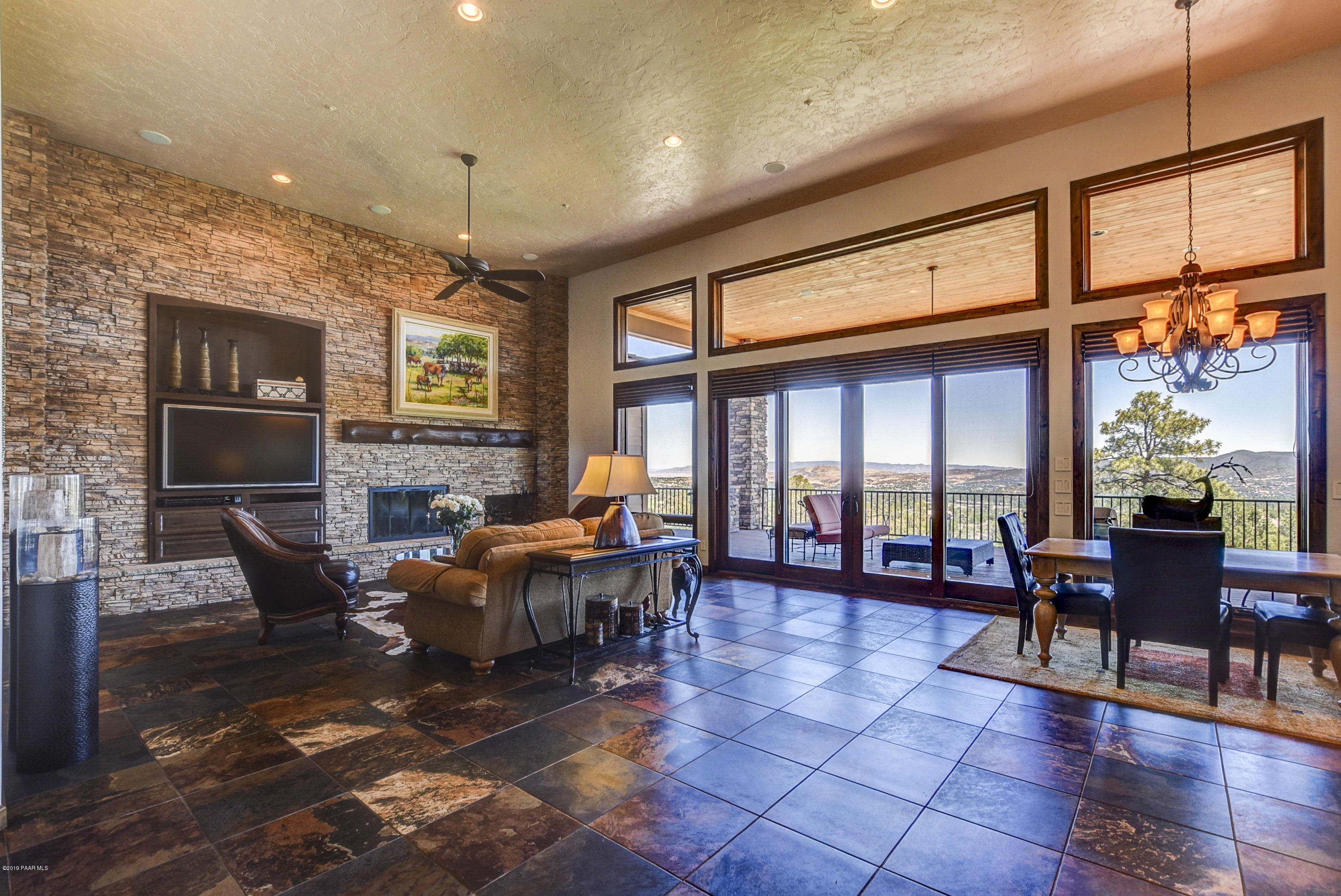 2180 Forest Mountain Road Prescott, AZ 86303 - Photo 7 of 47 Living Room