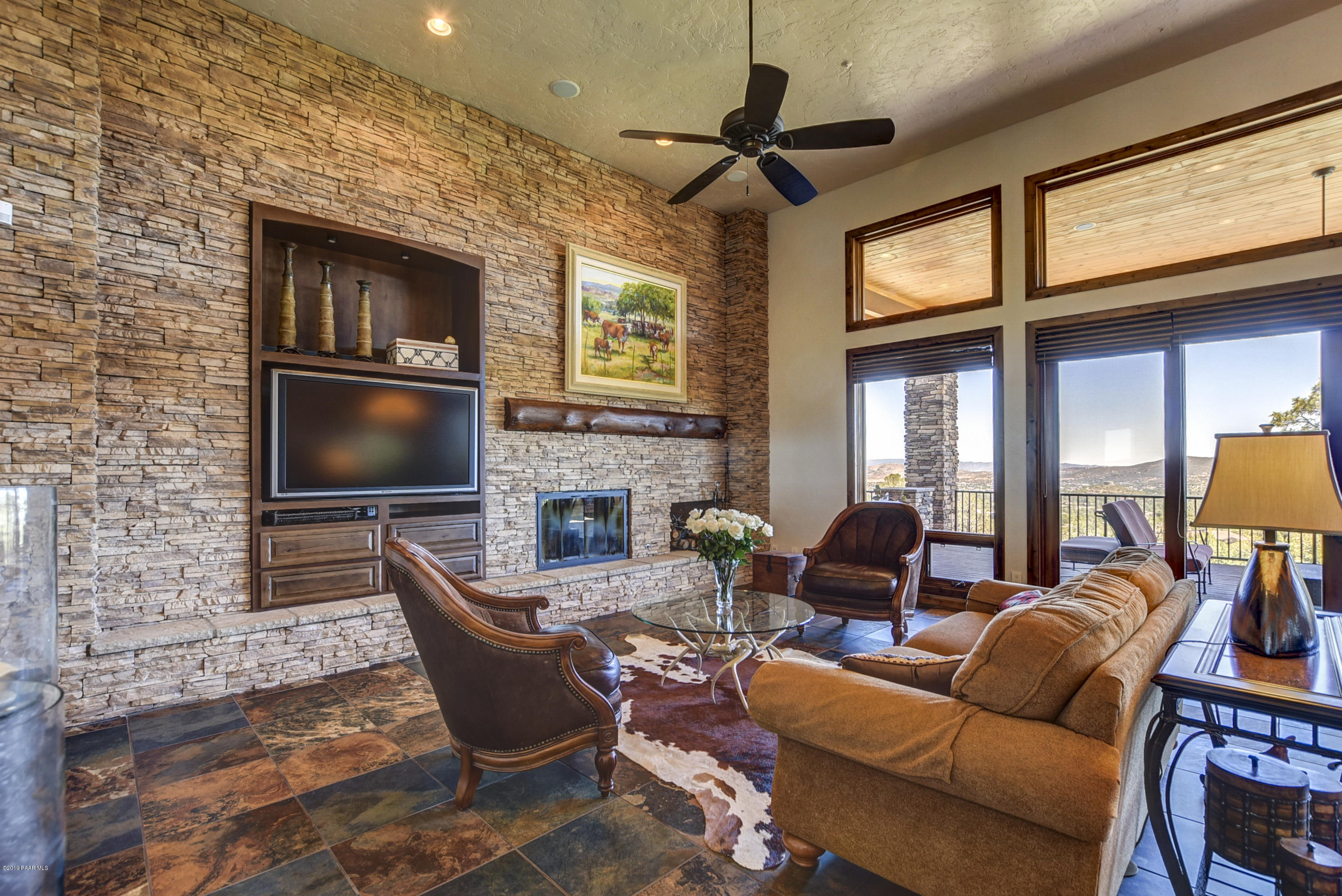 2180 Forest Mountain Road Prescott, AZ 86303 - Photo 8 of 47 Living Room