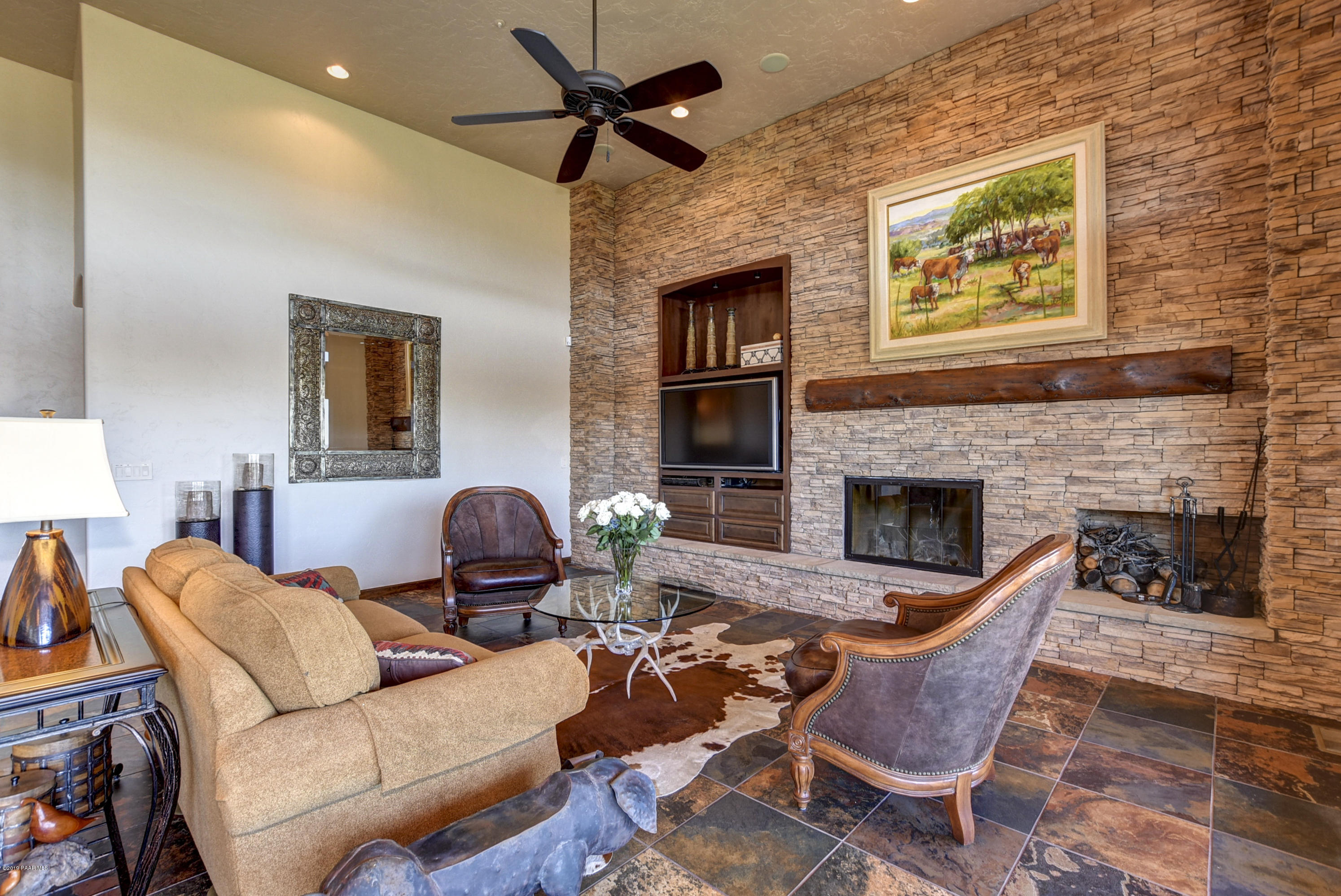 2180 Forest Mountain Road Prescott, AZ 86303 - Photo 9 of 47 Living Room