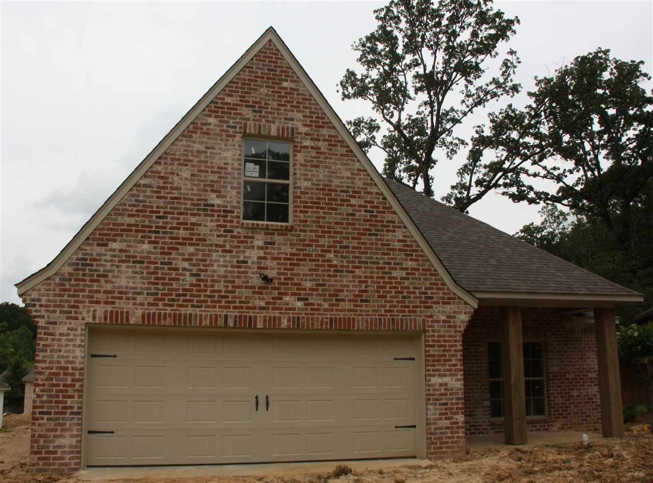 307 Rue Chateau Ridgeland, MS 39157 - Photo 1 of 13 Photo 1
