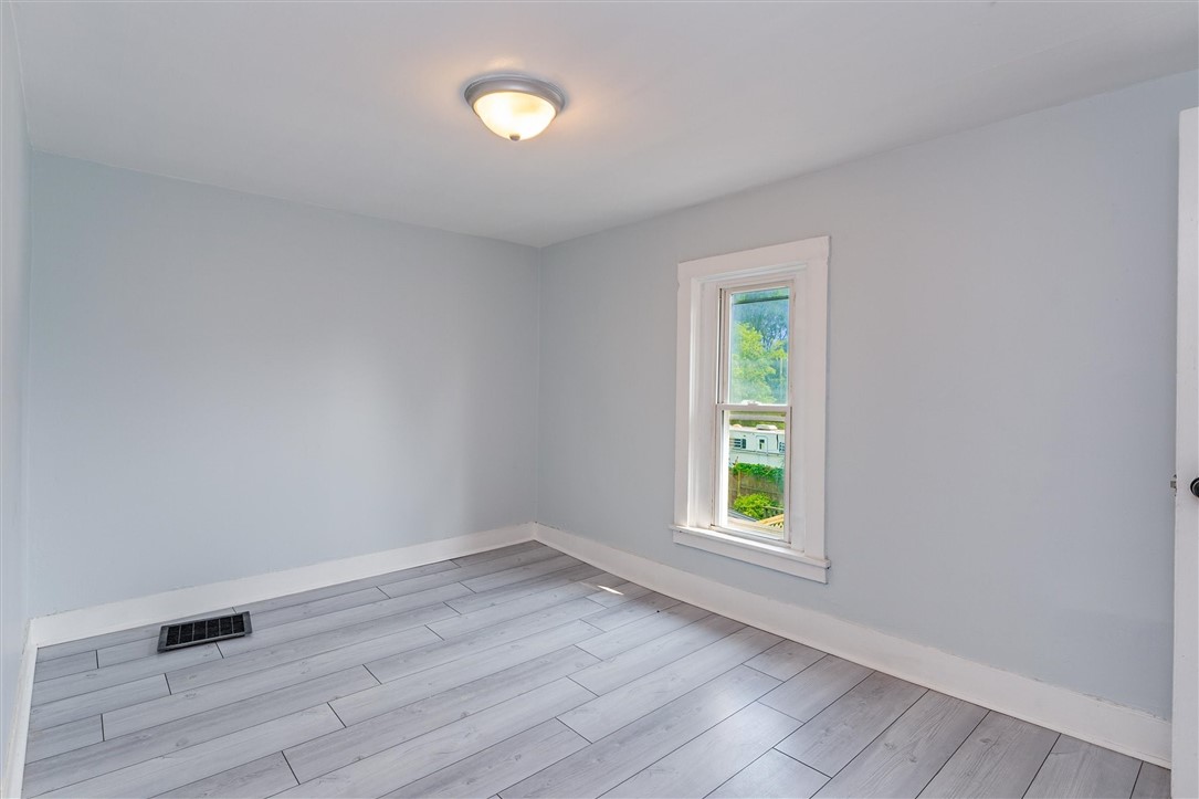 56 Wren Street Rochester, NY 14613 - Photo 26 of 42