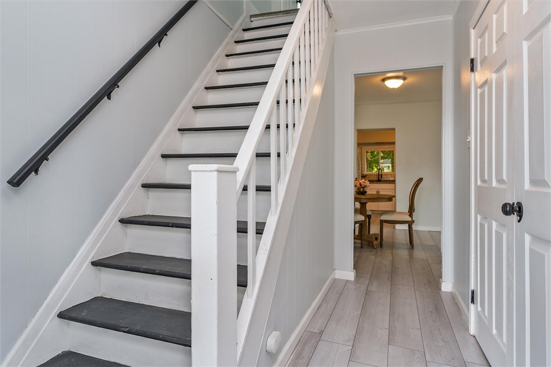 56 Wren Street Rochester, NY 14613 - Photo 4 of 42