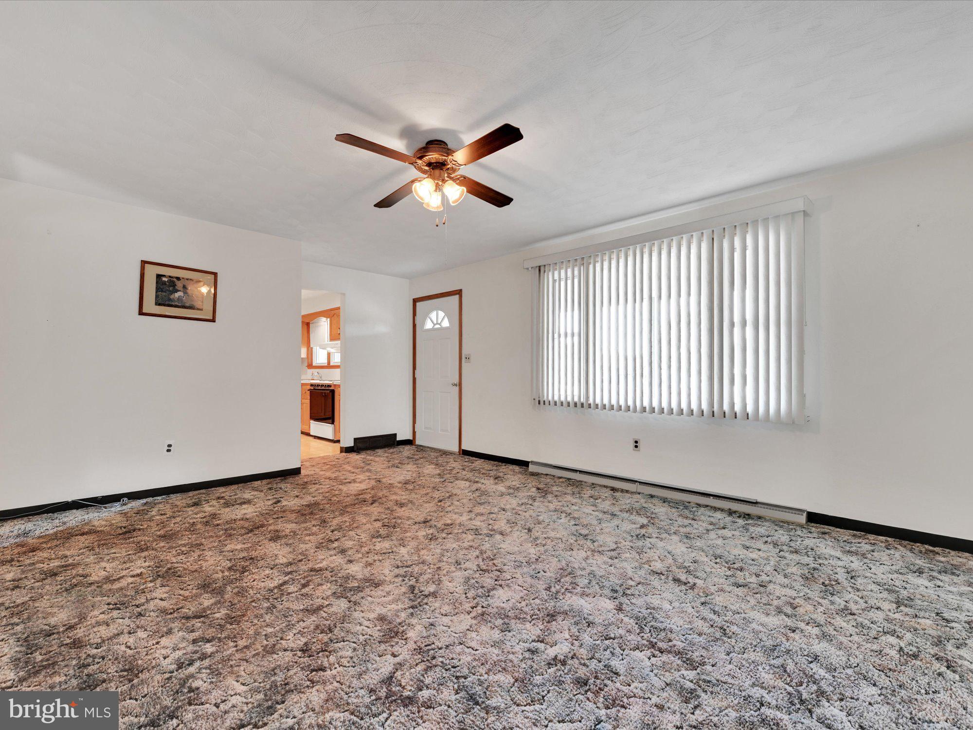 8473 Orchard Road Spring Grove, PA 17362 - Photo 4 of 28