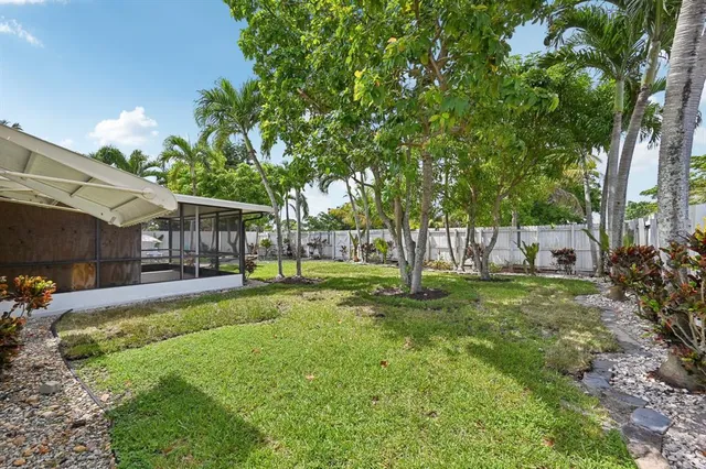 $3,700 | 4549 Baldric Street, Boca Raton, FL 33428