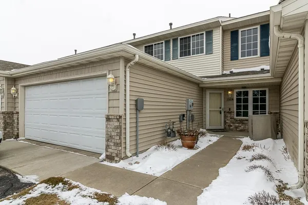 $225,000 | 1504 Praha Street Southeast, New Prague, MN 56071