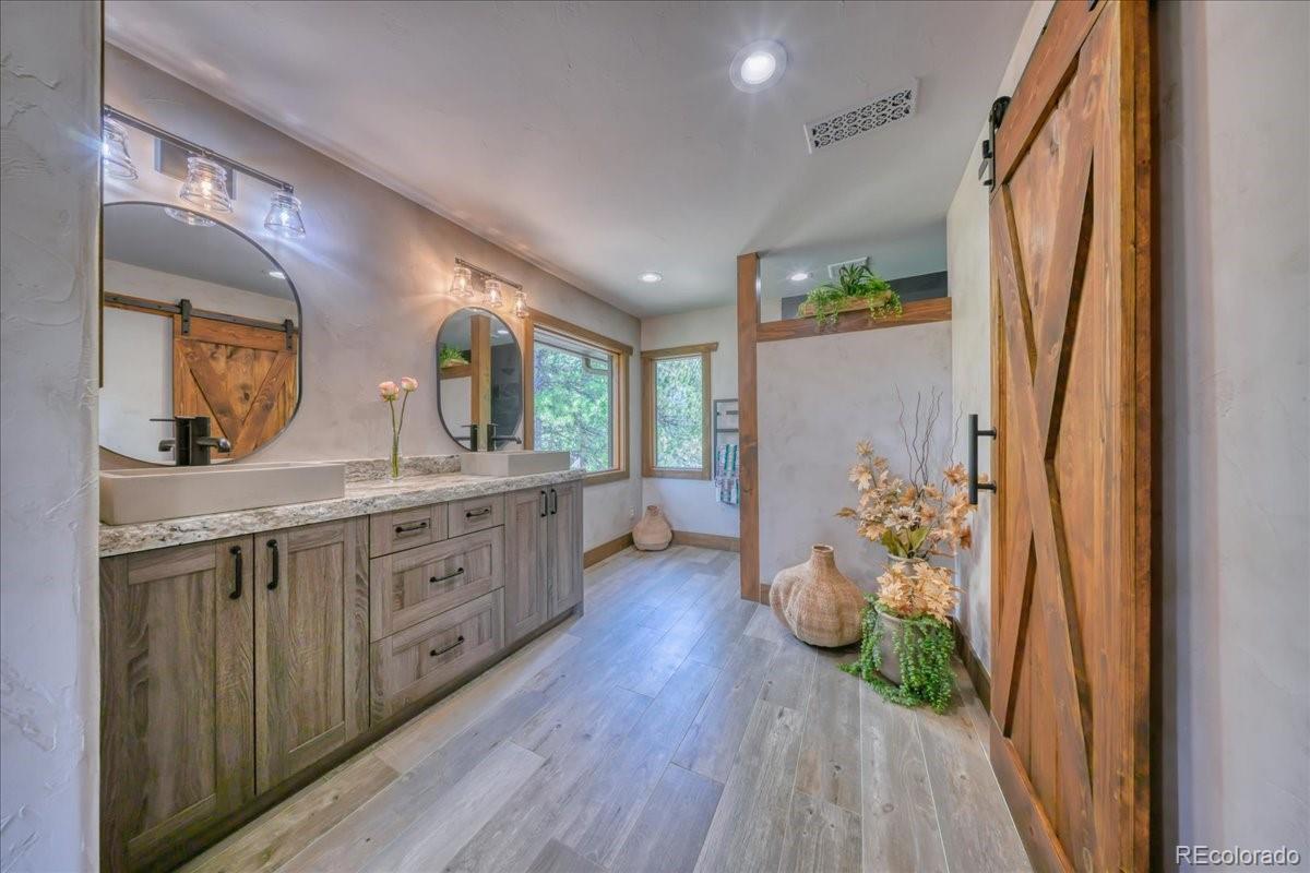 2112 Sawmill Gulch Road Golden, CO 80401 - Photo 27 of 50